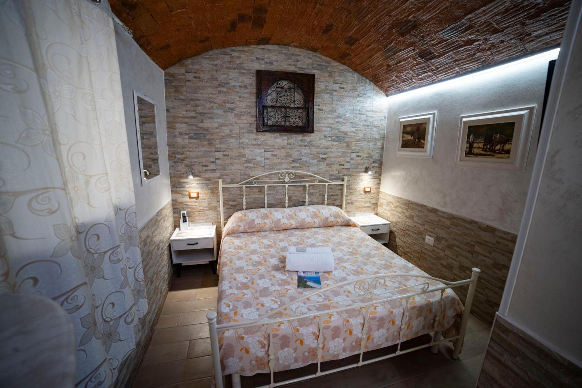 Bed and Breakfast La Perla Del Tirreno Тропея Экстерьер фото