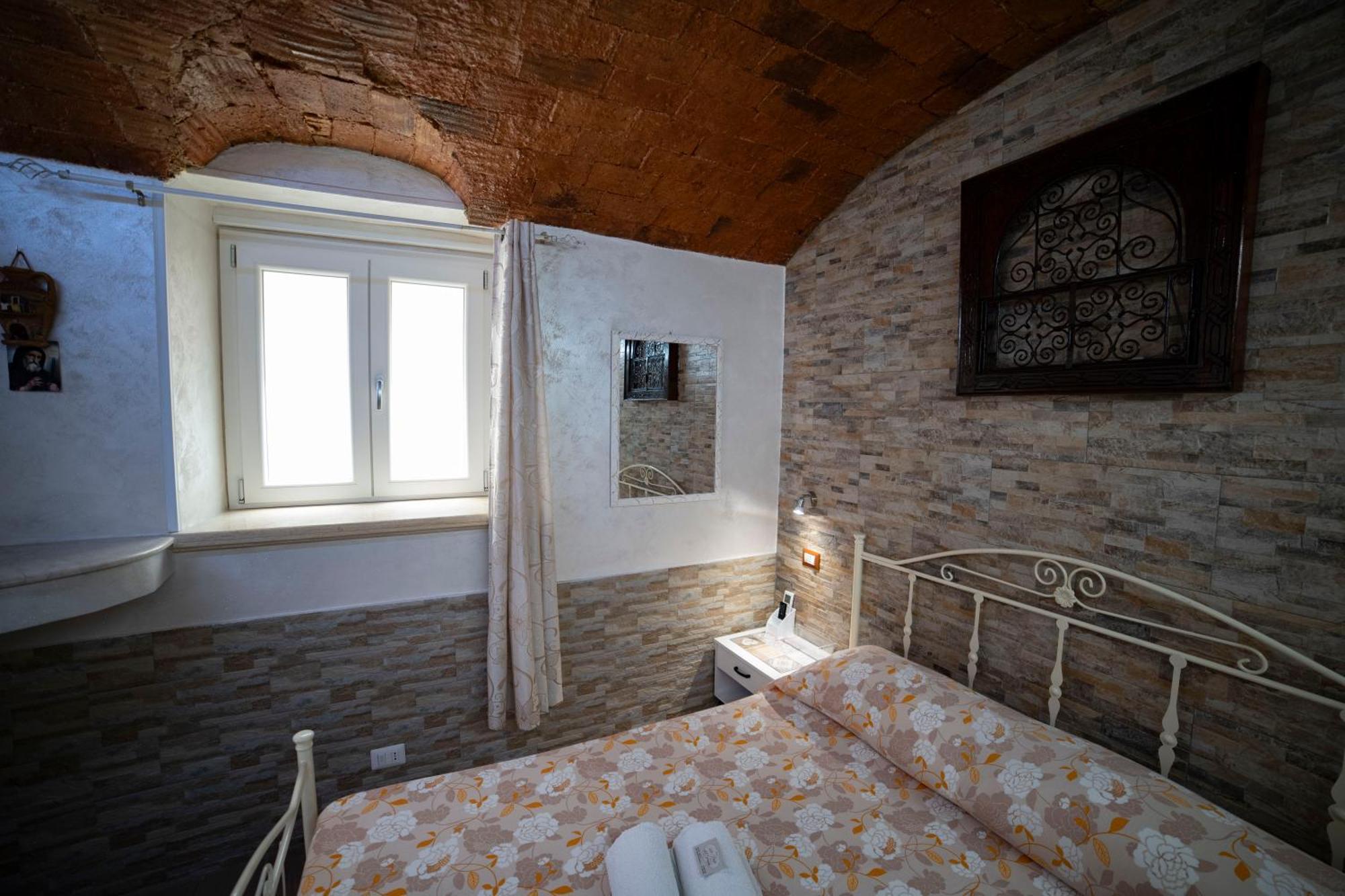 Bed and Breakfast La Perla Del Tirreno Тропея Номер фото