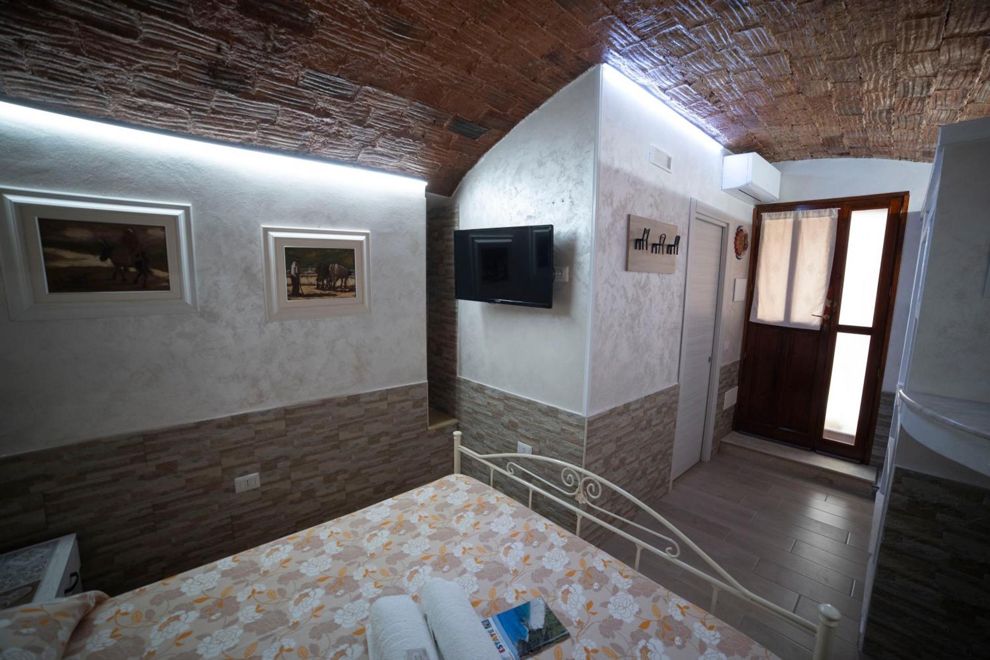 Bed and Breakfast La Perla Del Tirreno Тропея Экстерьер фото