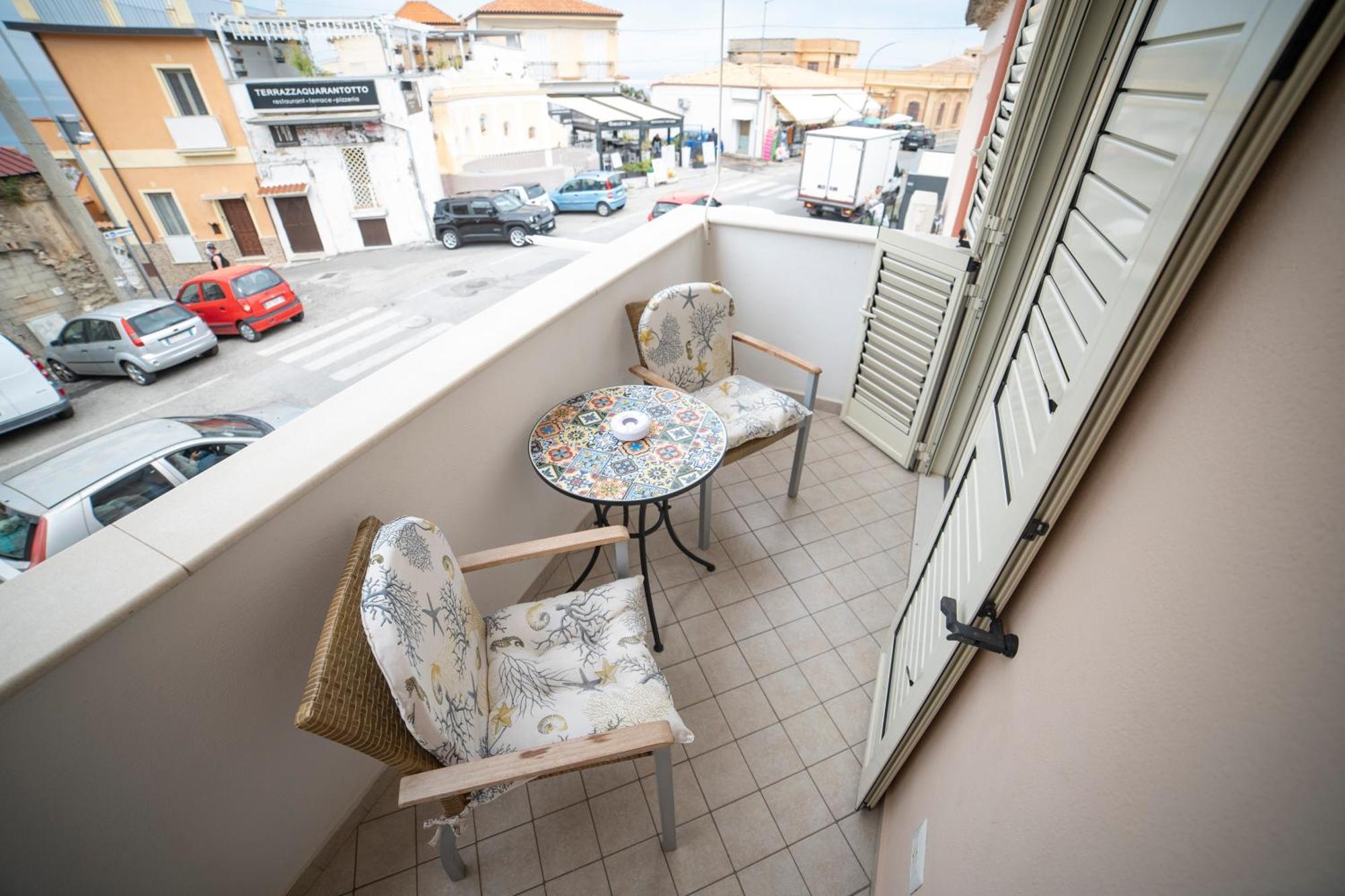 Bed and Breakfast La Perla Del Tirreno Тропея Экстерьер фото