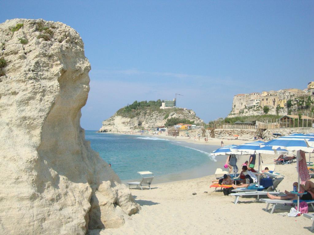 Bed and Breakfast La Perla Del Tirreno Тропея Экстерьер фото